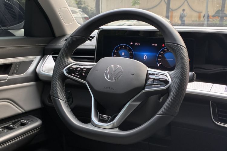 Used Volkswagen Tavendor 2023 380TSI Four-Wheel Drive R-Line Cruise Edition Steering Wheel