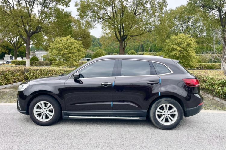 Used BORGWARD BX7 2016 28T 2WD Elite Edition 5-seater
