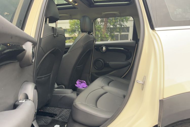 Used MINI MINI 2022 1.5T COOPER Classic Edition Five-Door Version