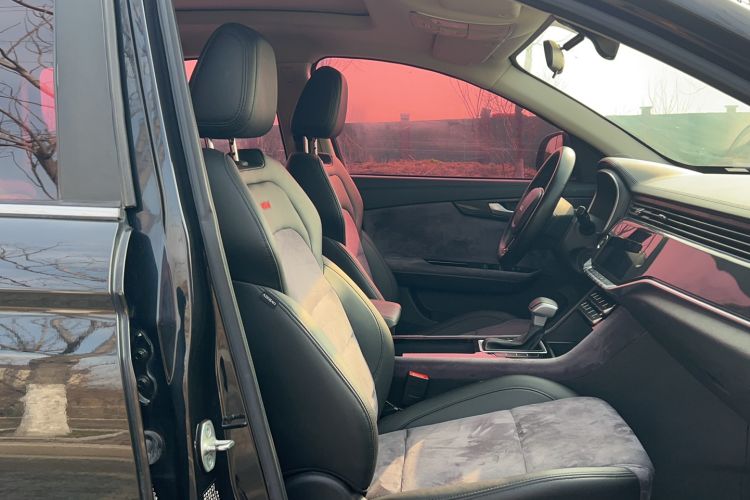 Used Sinotruk VGV U70 2020 1.5T Automatic Smart Luxury 7-Seater