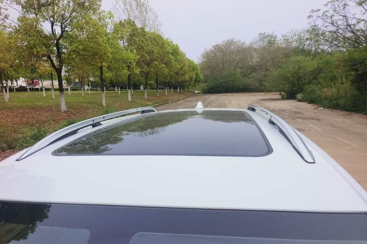 Used Chevrolet Equinox 2021 535T Yujie Edition Roof