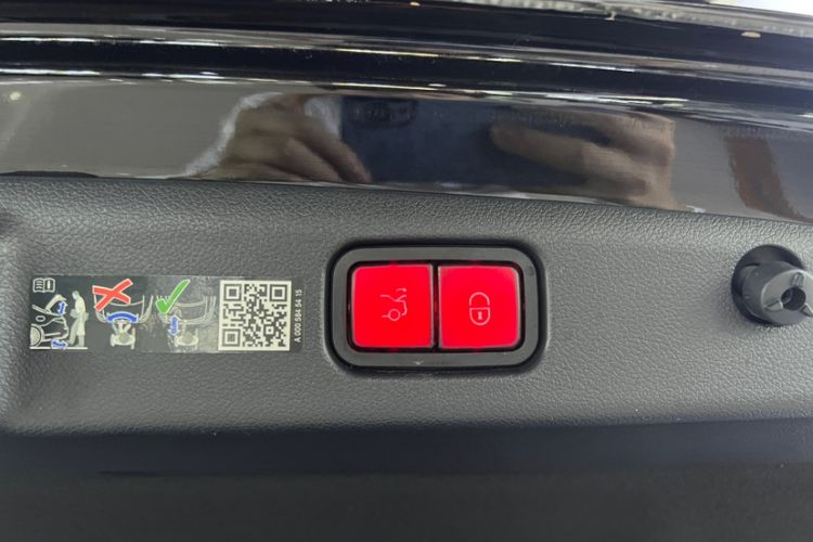 Used Mercedes-Benz E-Class 2024 Refresh E 300 L Stylish Edition
