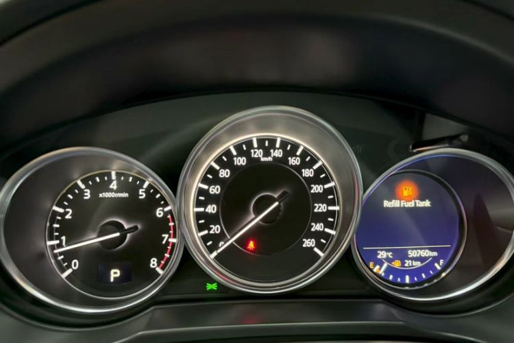 Used Mazda CX-5 2020 2.5L Automatic 4x4 Flagship Edition Odometer Close Up