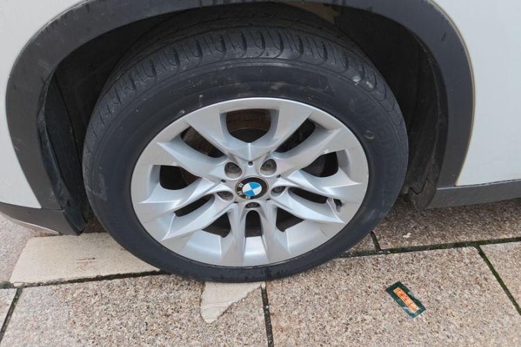 Used BMW X1 2015 sDrive18i Fashion Upgrade Edition Exterior 8