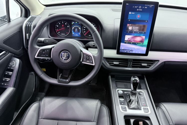 Used BYD Tang 2018 2.0T Automatic Smart Connect Prestige 7-Seater China V Standard