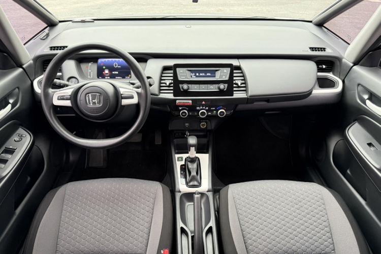 Used Honda Fit 2022 1.5L CVT Acura MUGEN Edition Interior 14