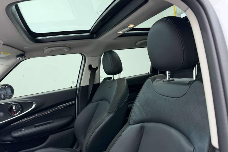 Used MINI Clubman 2023 Refresh 1.5T COOPER Connoisseur Headliner