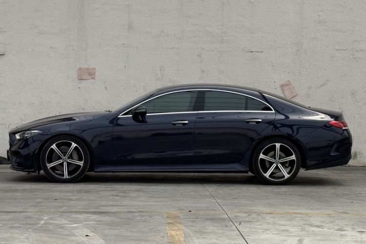 Used Mercedes-Benz CLS 2020 CLS 300 Luxury Model
