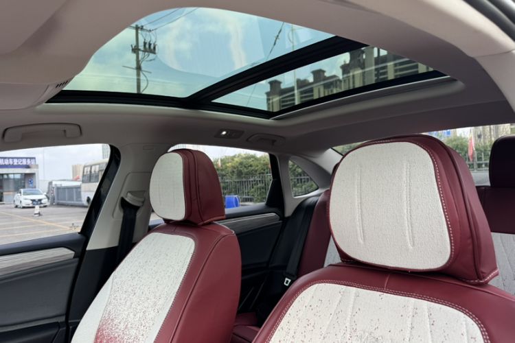 Used Volkswagen Sagitar 2024 300TSI DSG Excellence Edition Exterior 6