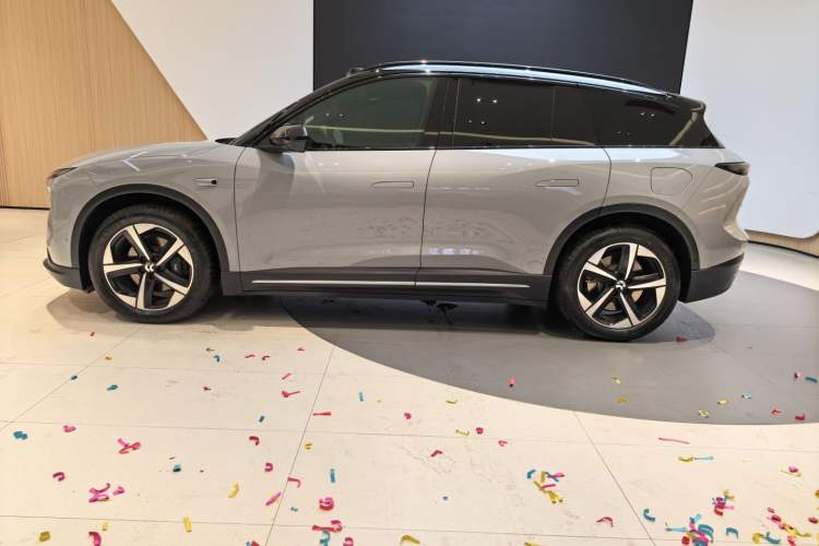 Used Nio ES6 2024 75 kWh Exterior 3