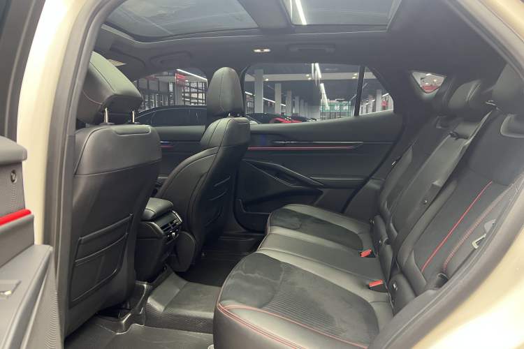 Used Ford EVOS 2022 EcoBoost 245 Sport Edition Interior 8