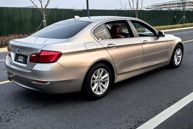 Used BMW 5 Series 2014 525Li Leading Model