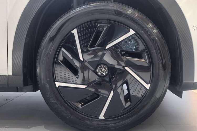 Used Venucia VX6 2023 520 Max