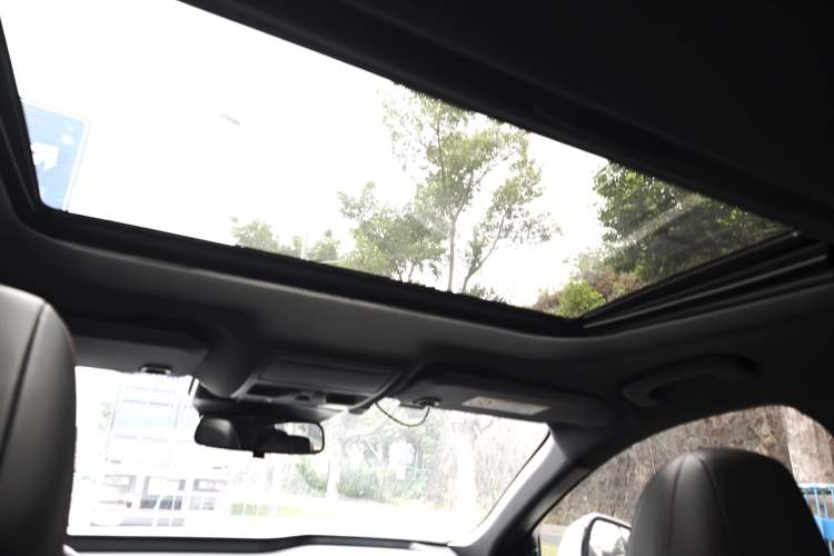 Used Ford Mondeo 2023 EcoBoost 180 Comfort Model Headliner