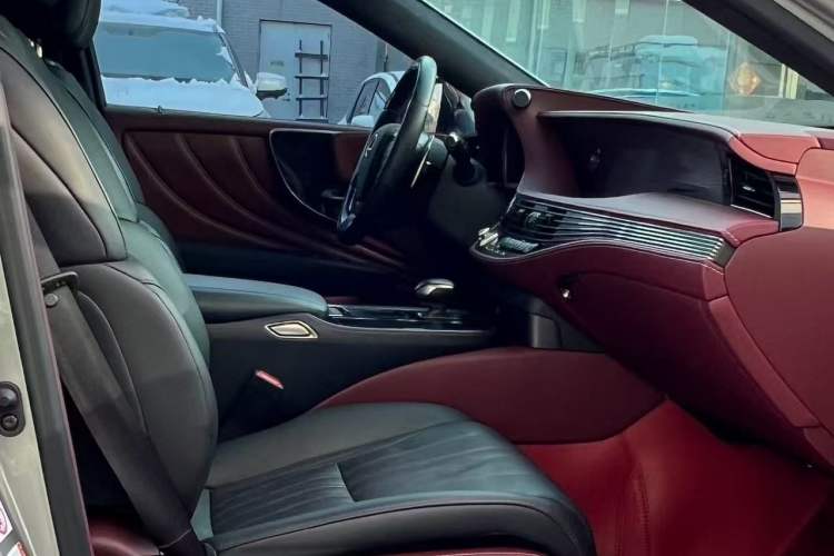 Used Lexus LS 2018 500h Luxury Edition China V Standard
