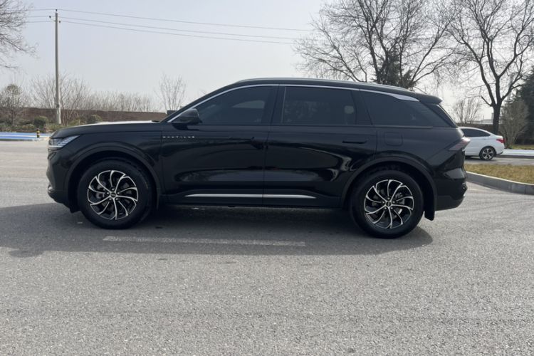 Used Lincoln Nautilus 2025 2.0T Four-Wheel Drive Luxury Edition
