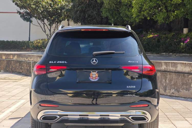 Used Mercedes-Benz GLC 2024 Facelifted GLC 260 L 4MATIC Luxury Version 5 Seats