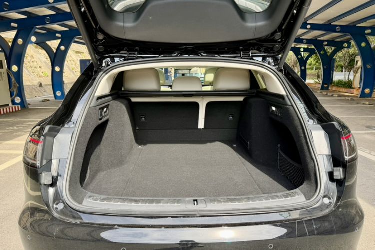 Used Hima S9T 2025 Model Pure Electric Four-Wheel-Drive Max