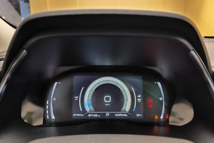 Used Haval H6 2021 National Trend Edition 2.0 GDIT Automatic Champion Version Odometer Close Up