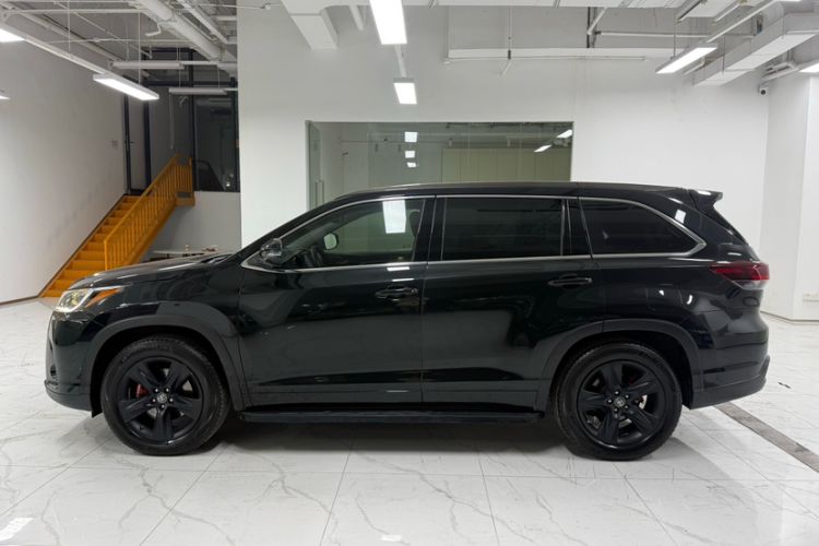 Used Toyota Highlander 2018 2.0T Four-Wheel Drive Knight Edition 7 Seats China VI Standard