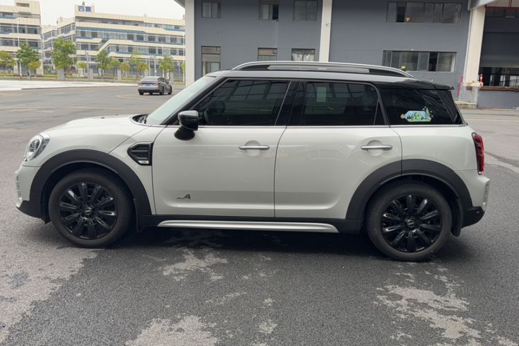 Used MINI Countryman 2021 1.5T COOPER ALL4 Connoisseur Exterior 3