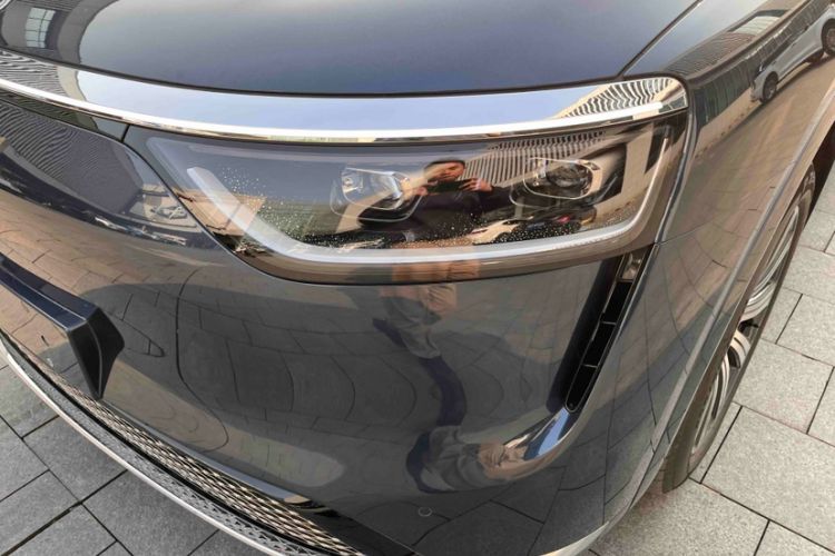 Used Hima AITO M8 2025 Model Pure Electric Max+ Six-Seat Four-Wheel-Drive Version
