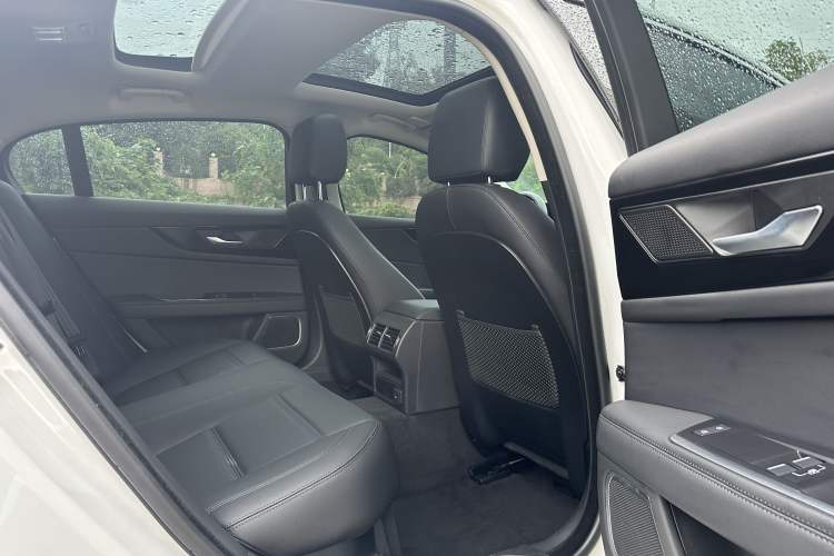 Used Jaguar XEL 2021 2.0T 250 PS S Progressive Elegance Edition