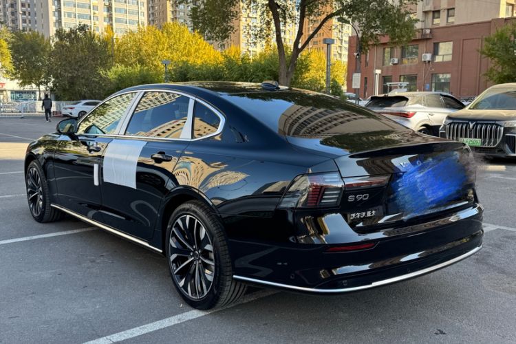 Used Volvo S90 2026 B5 Zhiyuan Luxury Edition