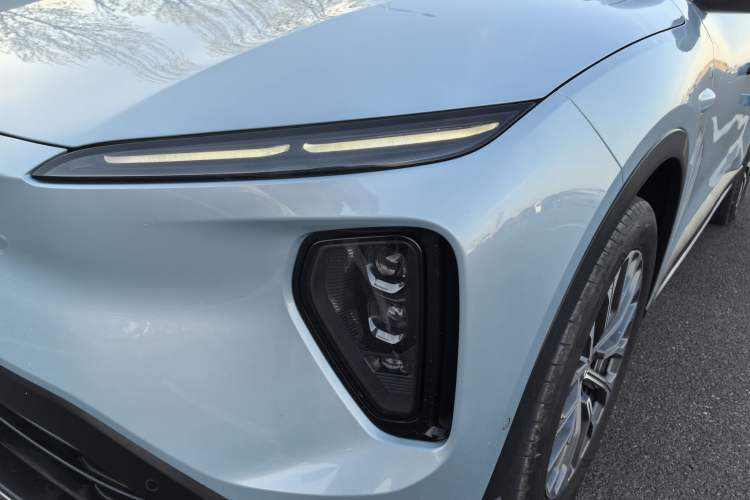 Used Nio ES6 2023 75 kWh Interior 6