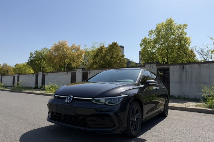 Used Volkswagen Golf 2023 Facelift 280TSI DSG R-Line Lite