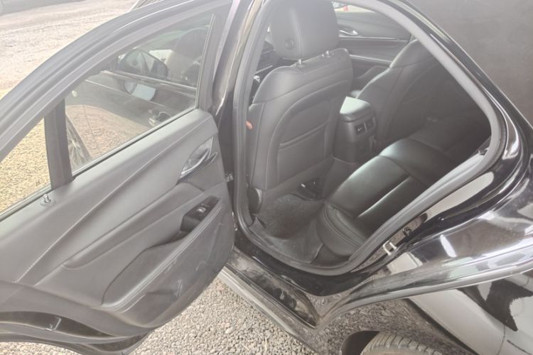 Used Cadillac CT4 2023 25T Luxury Model Interior 4