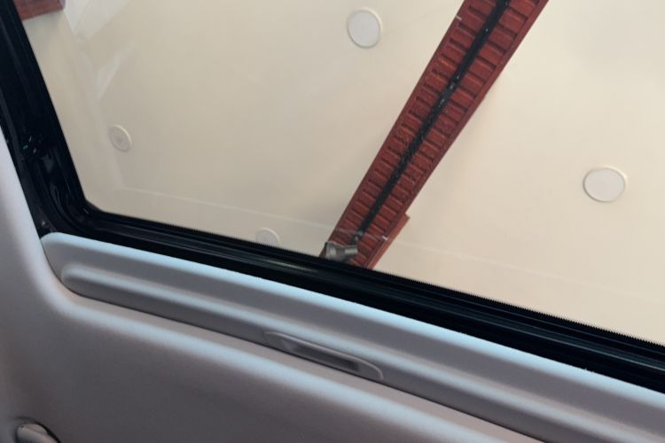 Used CHANGAN Eado 2025 Blue Whale 1.5T 500Bar Prestige Model Headliner