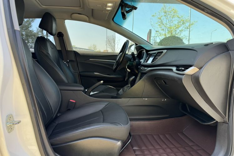 Used Buick GT 2019 18T Automatic Connected Elite Model China VI Standard Right Front Seat