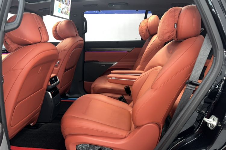 Used Dongfeng eπ eπ008 2024 210Max Range-Extended Version 6 Seats
