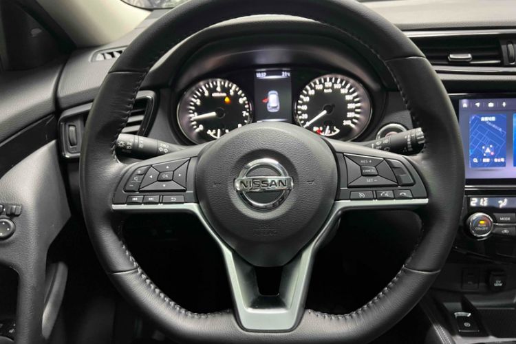 Used Nissan X-Trail 2022 Revised Version 2.0L Two-Wheel Drive Smart Connect & Comfort Edition