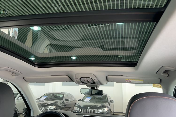 Used Audi Q5L 2018 45 TFSI Prestige Fashion Edition China V Emission Standard Headliner