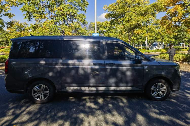 Used Wuling Zhengcheng 2021 1.5T Manual Luxury Version
