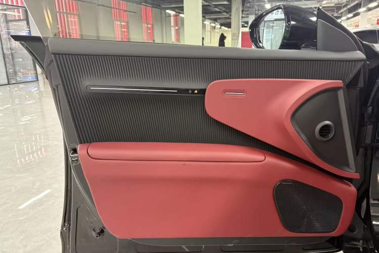 Used Avatr 12 2026 Max Range-Extended Version
