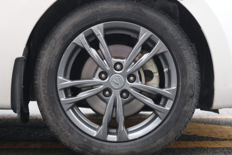 Used Changan Eado DT 2021 1.6L Manual Luxury Model