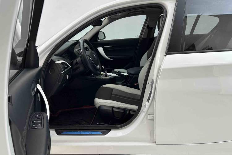 Used BMW 1 Series (Import) 2015 118i Urban Design Package