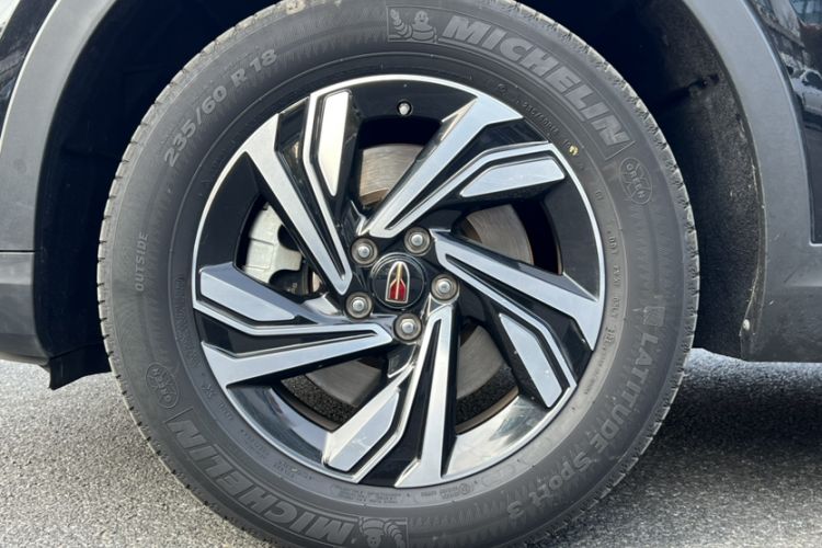 Used Hongqi HS5 2022 Revised Version 2.0T Smart Connect Flagship Edition
