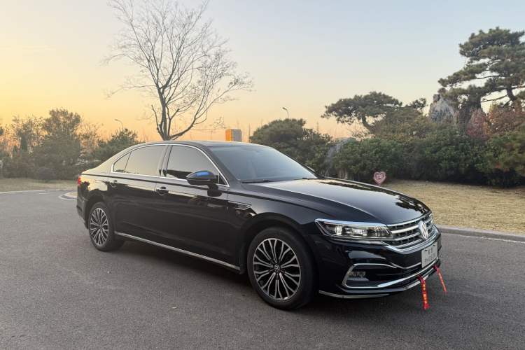 Used Volkswagen Phideon 2021 380TSI Luxury Edition Exterior 2