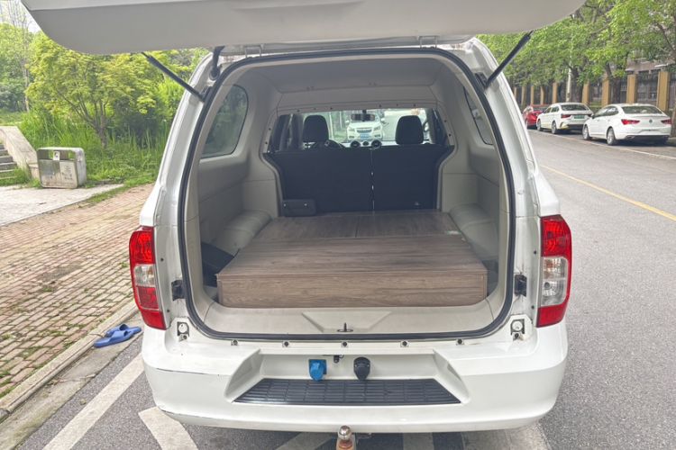 Used Dongfeng Palazzo 2021 1.8T Manual 4x4 Elite Edition Interior 6