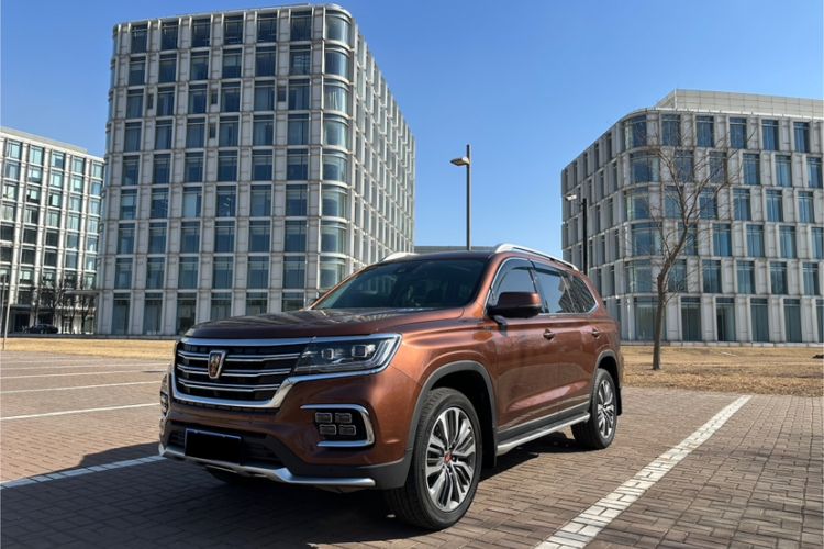 Used Roewe RX8 2018 30T Smart Connectivity All-Wheel Drive Supreme Edition