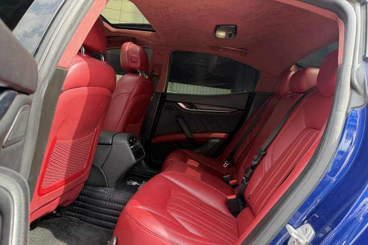 Used Maserati Ghibli 2019 3.0T Luxury Edition China VI Standard Interior 5