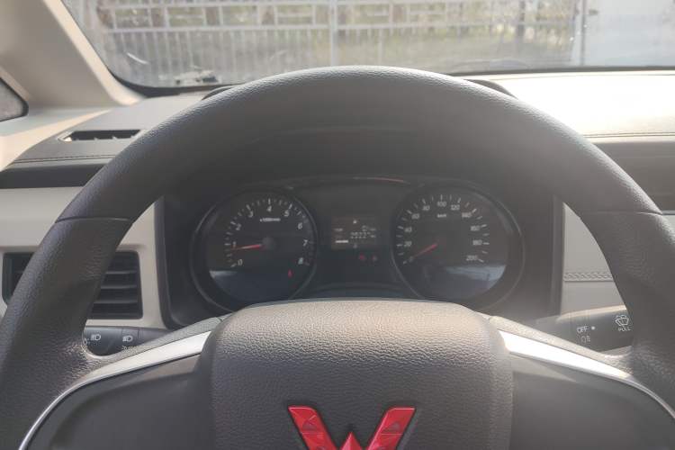 Used Wuling Zhengcheng 2021 1.5T Manual Comfort Version
