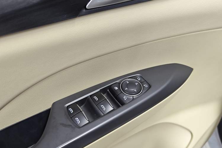 Used Buick GL8 2022 ES Land Cruiser 653T Luxury Model