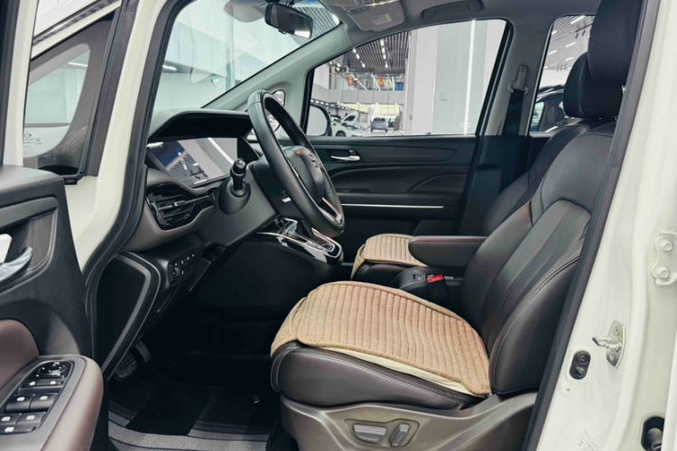 Used GAC Trumpchi M6 2019 270T DCT Prestige Edition (6-Seater) China VI
