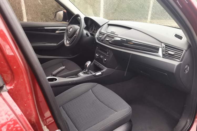 Used BMW X1 2015 sDrive18i Fashion Upgrade Edition
