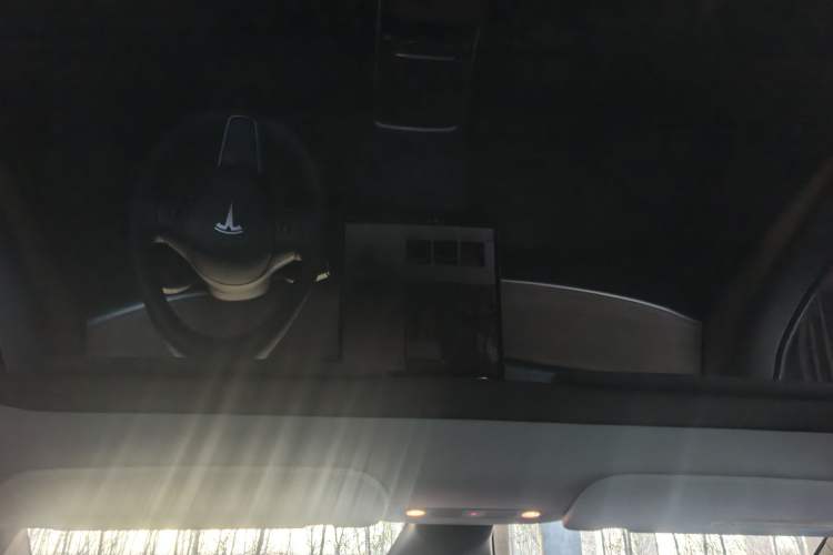 Used Tesla Model Y 2022 Long-Range All-Wheel-Drive Version
